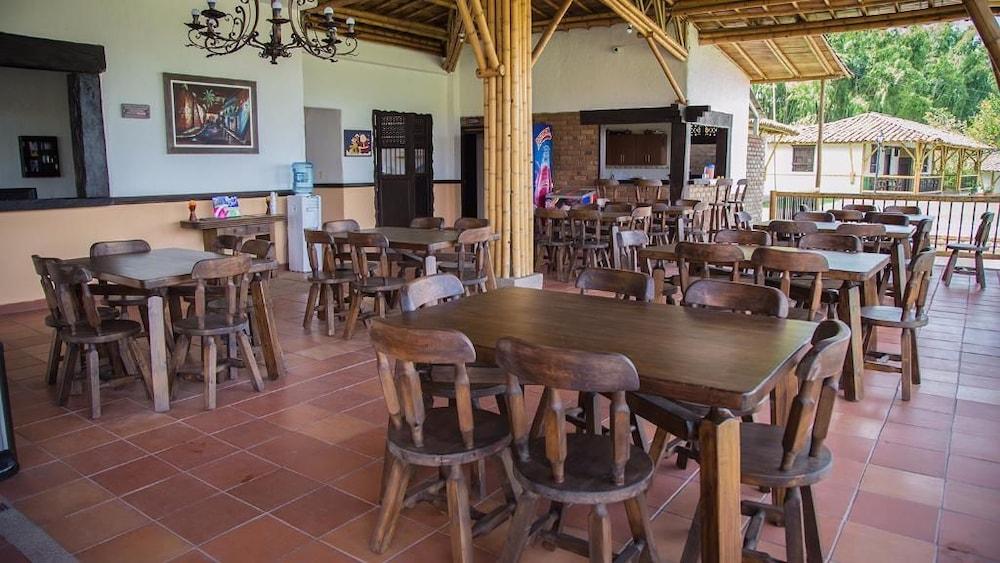 Hotel Campestre Montecarlo Монтенегро Екстериор снимка